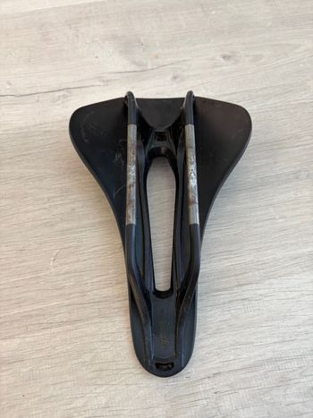 Selle Italia Novus Boost EVO Superflow Saddle bike d'occasion — image 3 sur 7