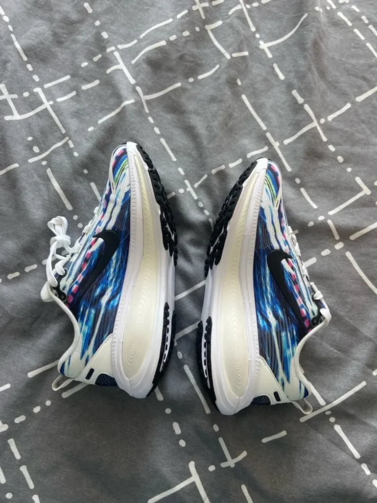 Použité Nike Zoom Vomero 18 SE bike — obrázek 10 z 13