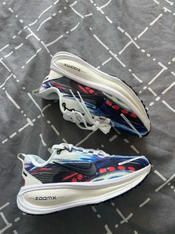 Použité Nike Zoom Vomero 18 SE bike