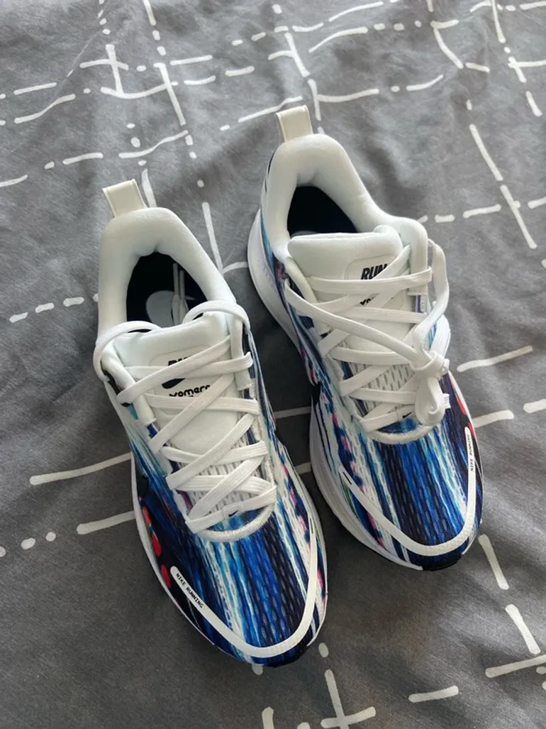 Použité Nike Zoom Vomero 18 SE bike — obrázek 5 z 13
