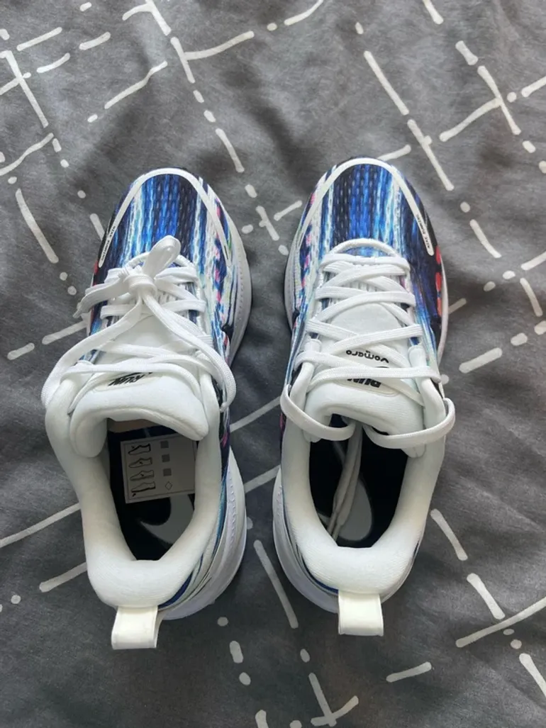 Použité Nike Zoom Vomero 18 SE bike — obrázek 9 z 13