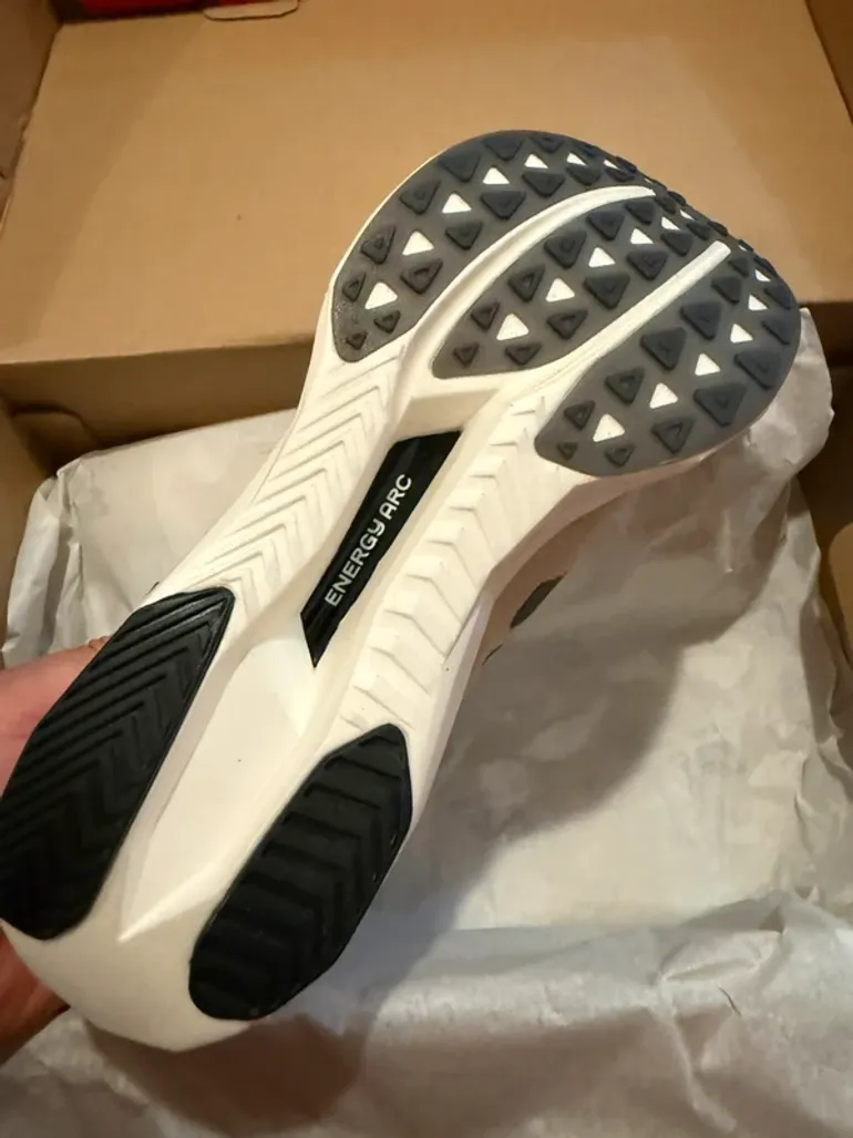 Gebrauchtes New Balance Elite bike — Bild 3 von 4
