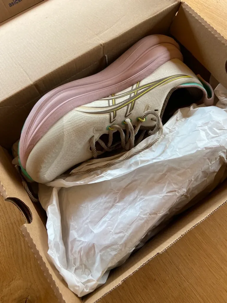 Tweedehands Asics Gel-Nimbus 28 TR bike — afbeelding 7 van 8