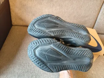 Asics Novablast 5 bike de segunda mano — imagen 5 de 5