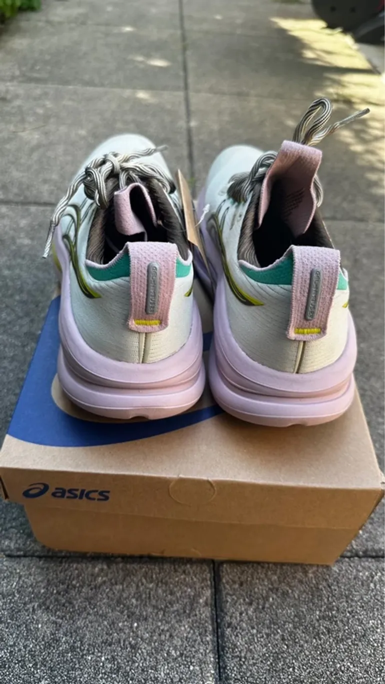 Gebrauchtes Asics Gel Nimbus bike — Bild 4 von 5