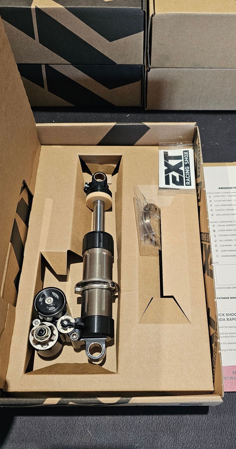 Used Ext E-Storia Coil Shock 230x65 2025 bike — image 1 of 2