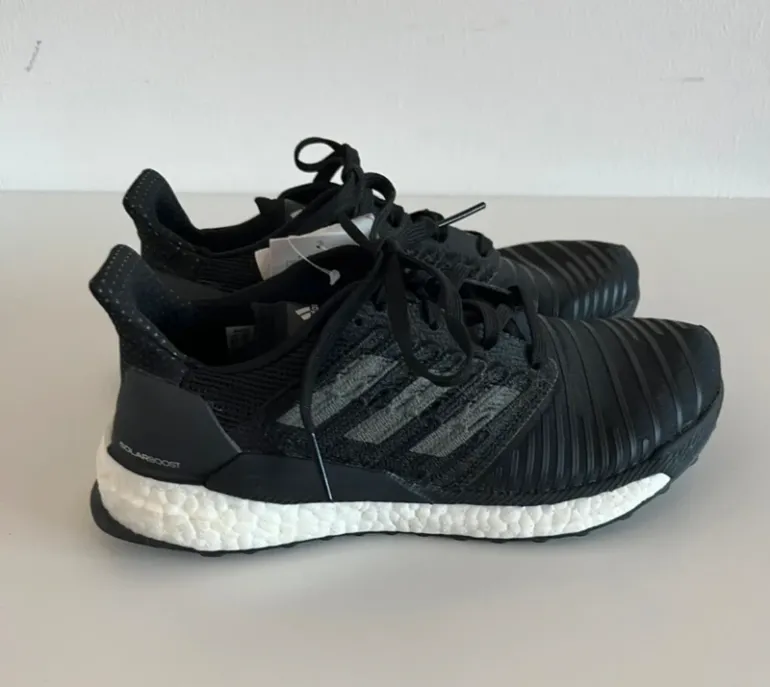 Used Adidas Solar Boost bike — image 4 of 11