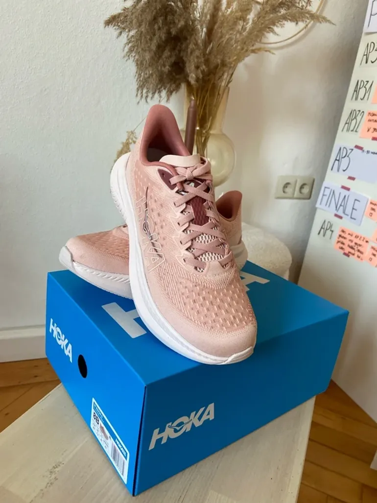 Hoka Mach 6 bike d'occasion — image 6 sur 6