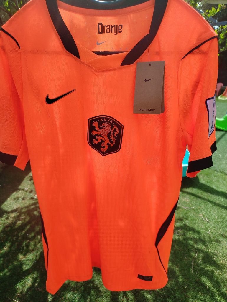 Used Nike Maillot de la Hollande 2026 bike — image 1 of 7