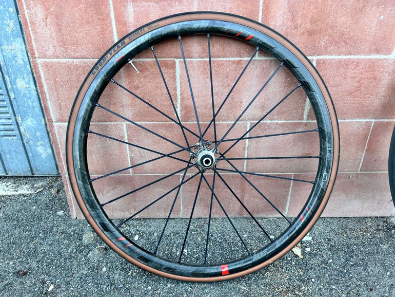 Gebrauchtes Fulcrum Racing Zero Carbon Wheelset bike — Bild 3 von 3