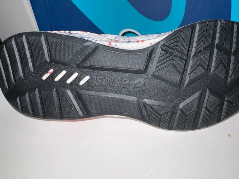 Used Hyper Gel Kan bike — image 2 of 6