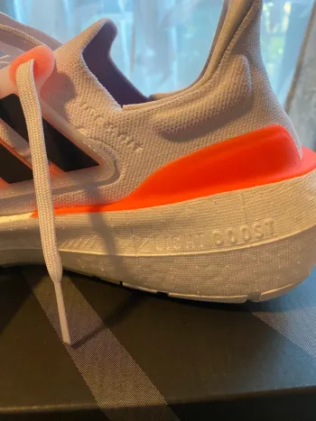 Adidas Ultraboost Light bike de segunda mano — imagen 9 de 12