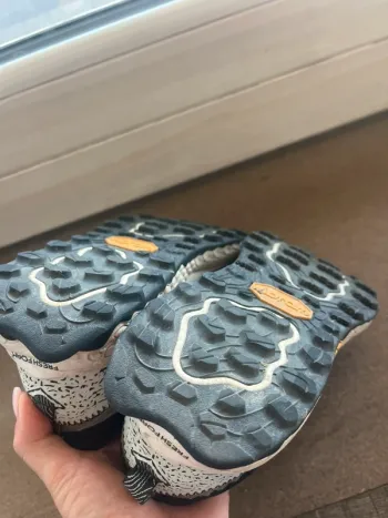 Tweedehands New Balance Fresh Foam X Hierro bike — afbeelding 3 van 5