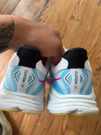 Tweedehands Hoka Running Shoes bike — afbeelding 2 van 4