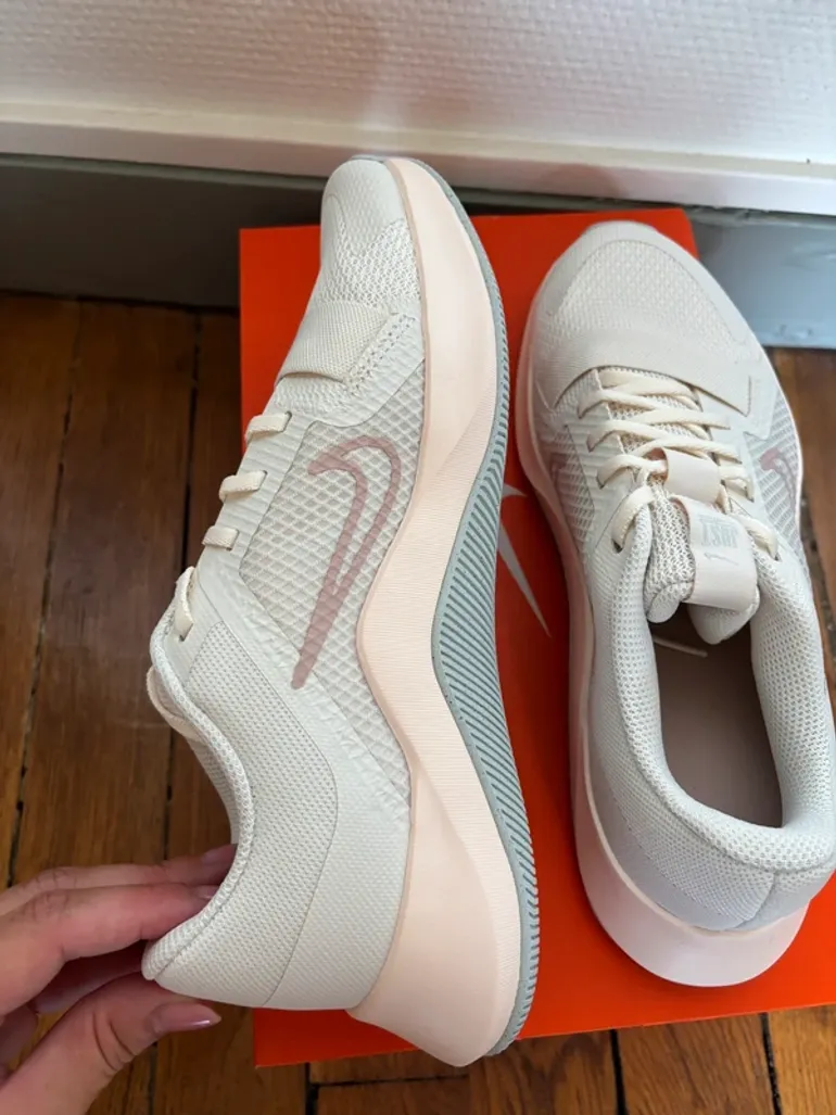 Nike Baskets de running bike usato — immagine 5 di 8