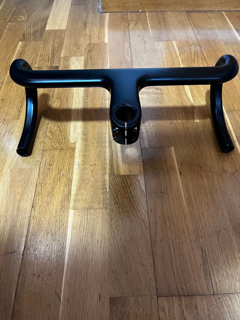 Tweedehands yoeleo H9 Integrated Road Bike Handlebar 2025 bike — afbeelding 1 van 39