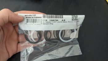 Gebrauchtes Fox Kit: Rebuild, FLOAT Line Air Sleeve, Special Q-Ring (803-00-142) bike