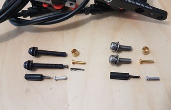 Shimano 105 ST-R7020 2x11S Flatmount bike d'occasion — image 9 sur 14