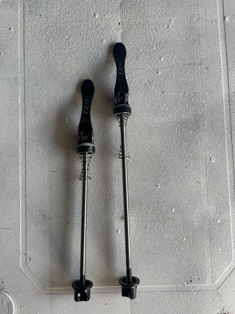 Used Dt Swiss RR 1.1 Ceramic bike — image 11 of 11