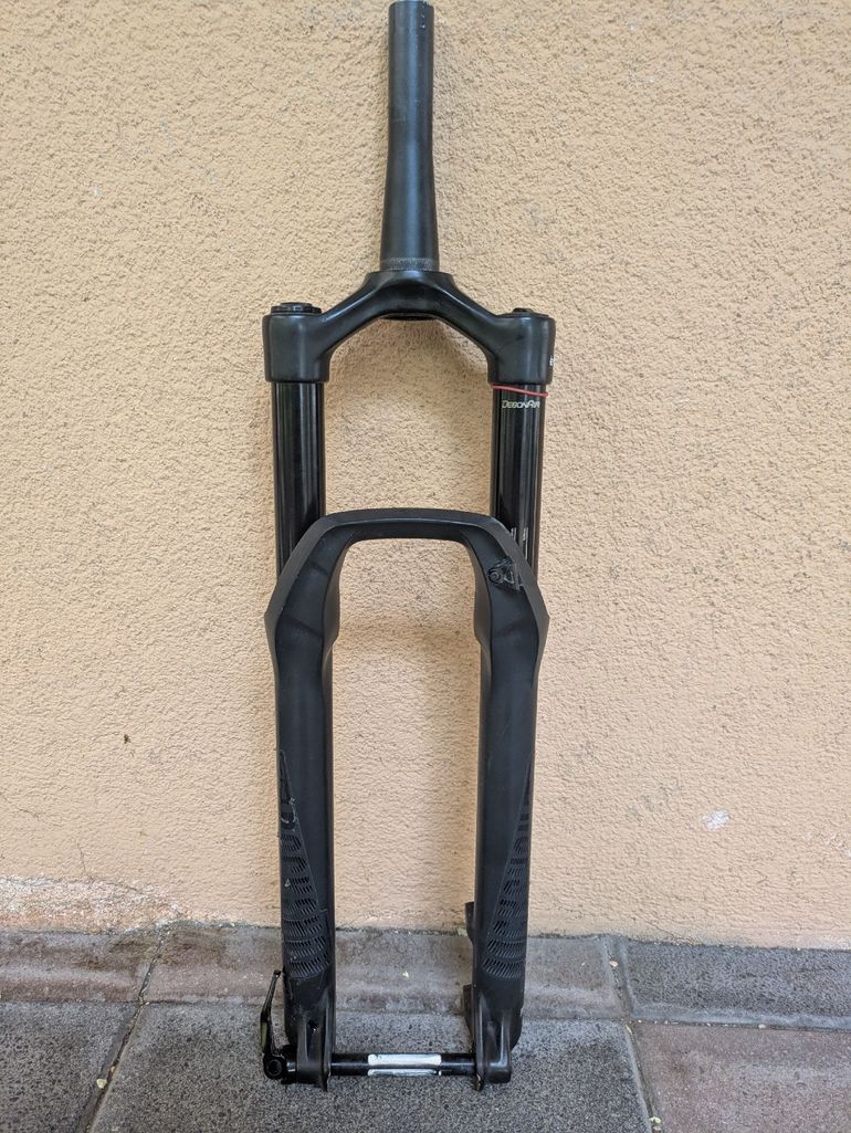Used RockShox Revelation Charger RC 150mm 2023 bike — image 2 of 6