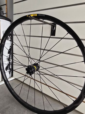 Mavic XA ELITE 27.5" Wheelset bike d'occasion — image 4 sur 5