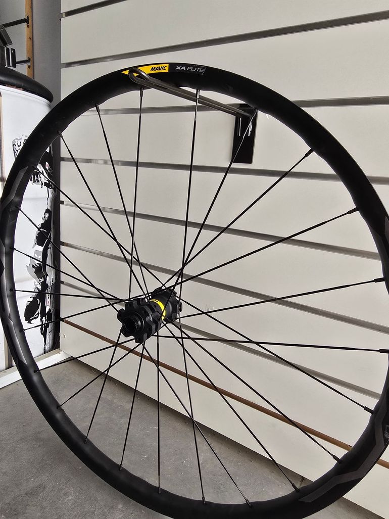 Mavic XA ELITE 27.5" Wheelset bike d'occasion — image 4 sur 5