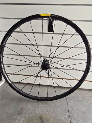 Mavic XA ELITE 27.5" Wheelset bike d'occasion