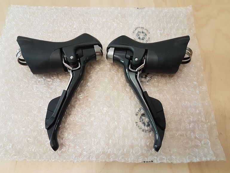 Shimano Ultegra ST-6800 2x11S Rim brake bike d'occasion — image 4 sur 12