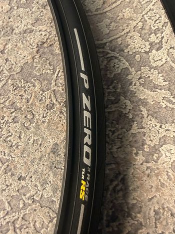 Použité Pirelli P Zero Race TLR RS 26 mm Tires + inner tubes bike — obrázek 2 z 5