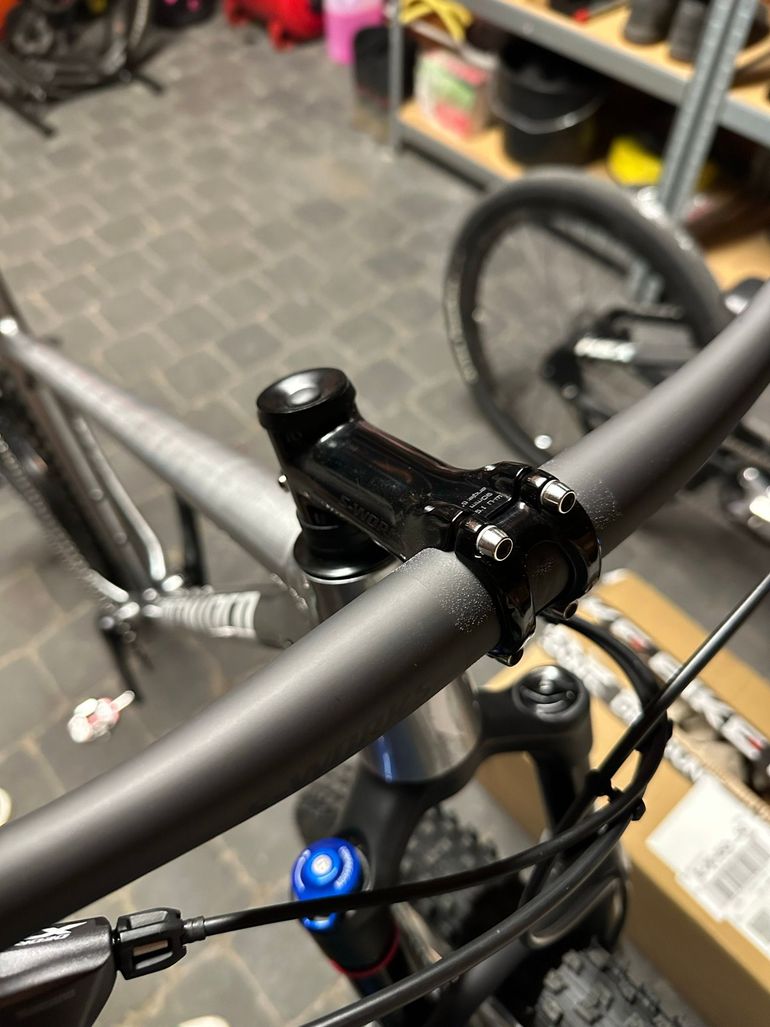 Used Specialized sworks 2024 bike — image 4 of 4