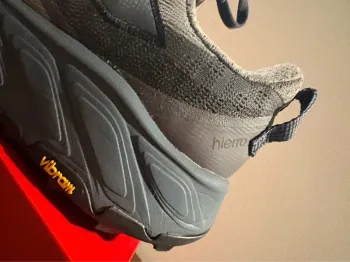 Käytetty New Balance Hierro V9 bike — kuva 4 / 7