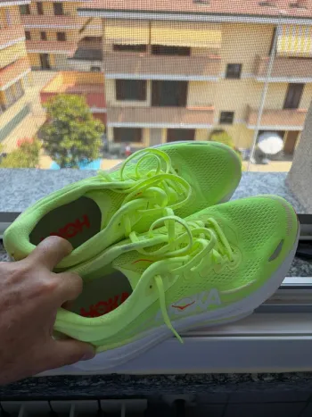 Hoka Bondi 9 bike usato — immagine 3 di 5