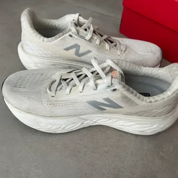 Gebrauchtes New Balance 1080 v14 bike — Bild 6 von 7