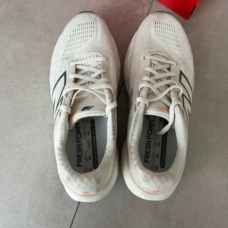 Gebrauchtes New Balance 1080 v14 bike — Bild 5 von 7