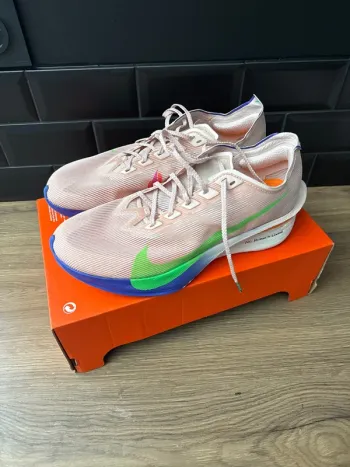 Nike Vaporfly 4% Next% bike de segunda mano