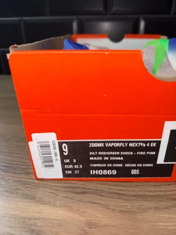Used Nike Vaporfly 4% Next% bike — image 8 of 8