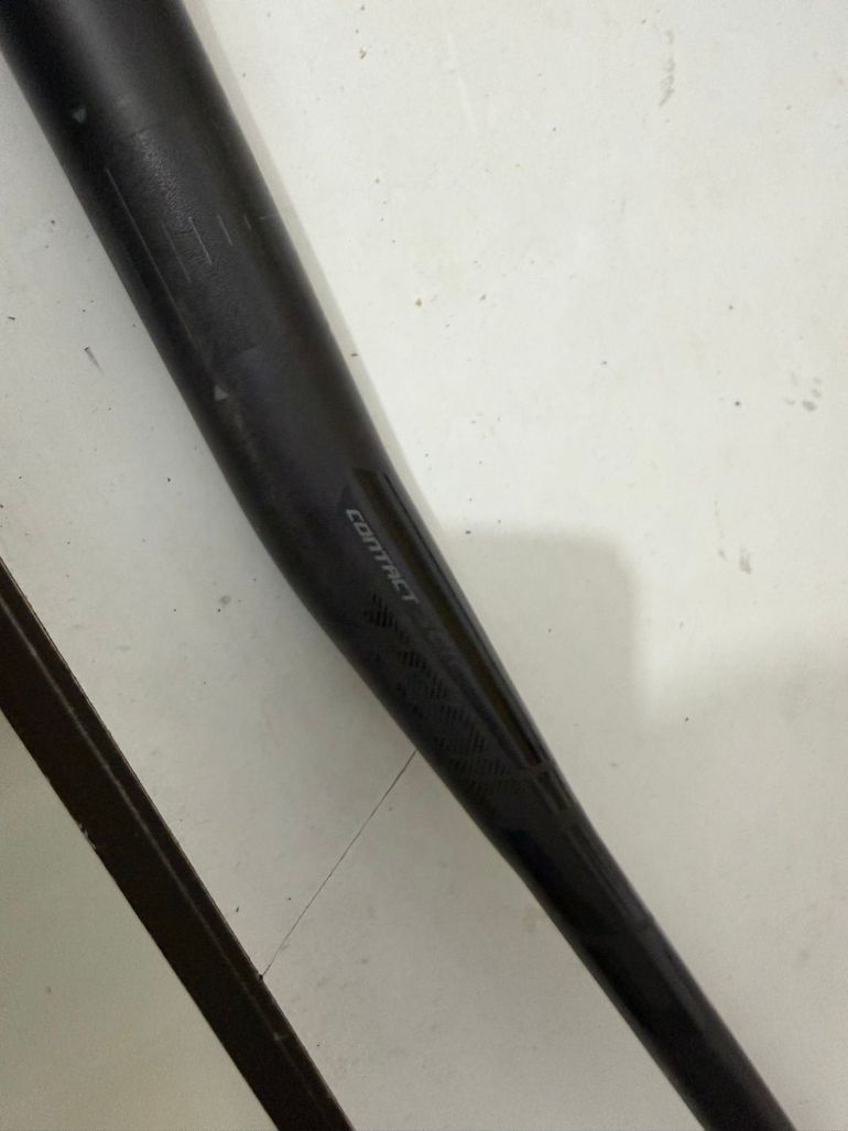 Tweedehands Giant Handlebar Contact SLR Carbon 2025 bike — afbeelding 2 van 6