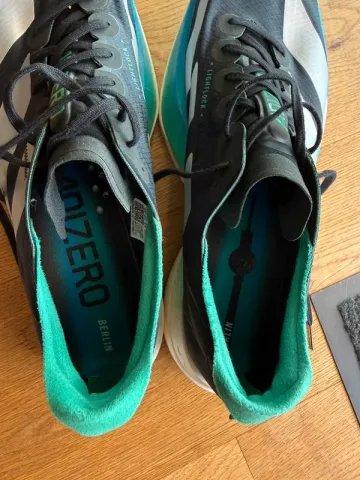 Used Adidas Adizero Adios Pro 4 bike — image 3 of 5