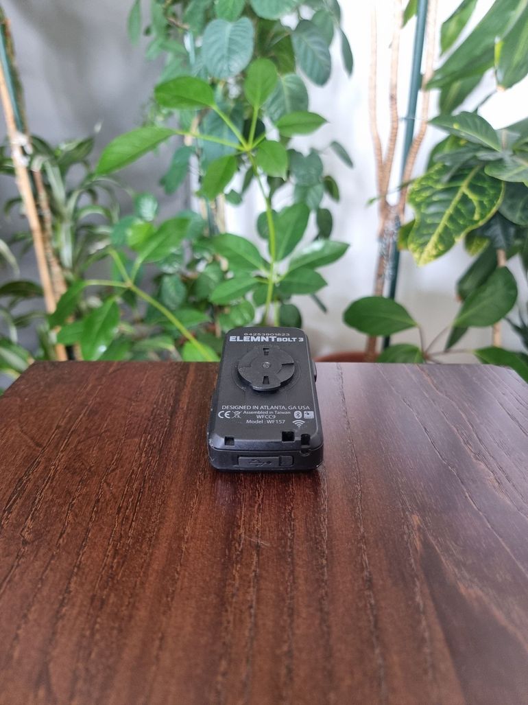 Used Wahoo ELEMNT BOLT V3 bike — image 4 of 4