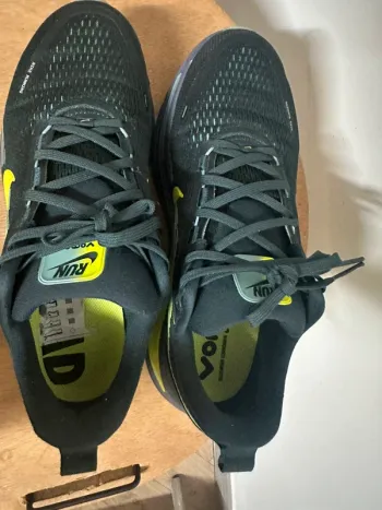 Použité Nike Vomero 18 bike — obrázek 2 z 2