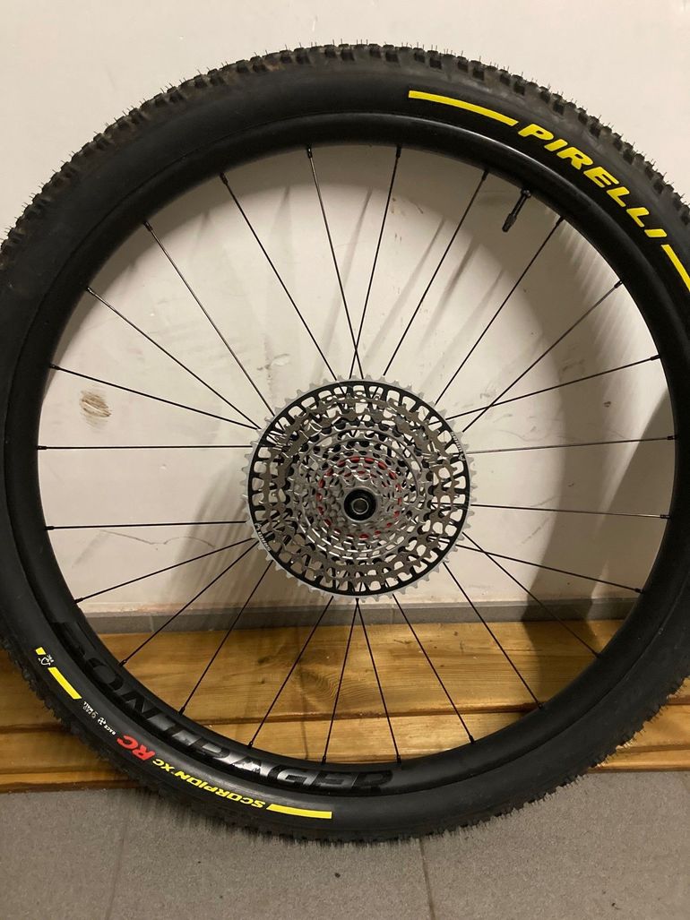 Bontrager Kovee Elite 30 29 bike d'occasion — image 2 sur 5