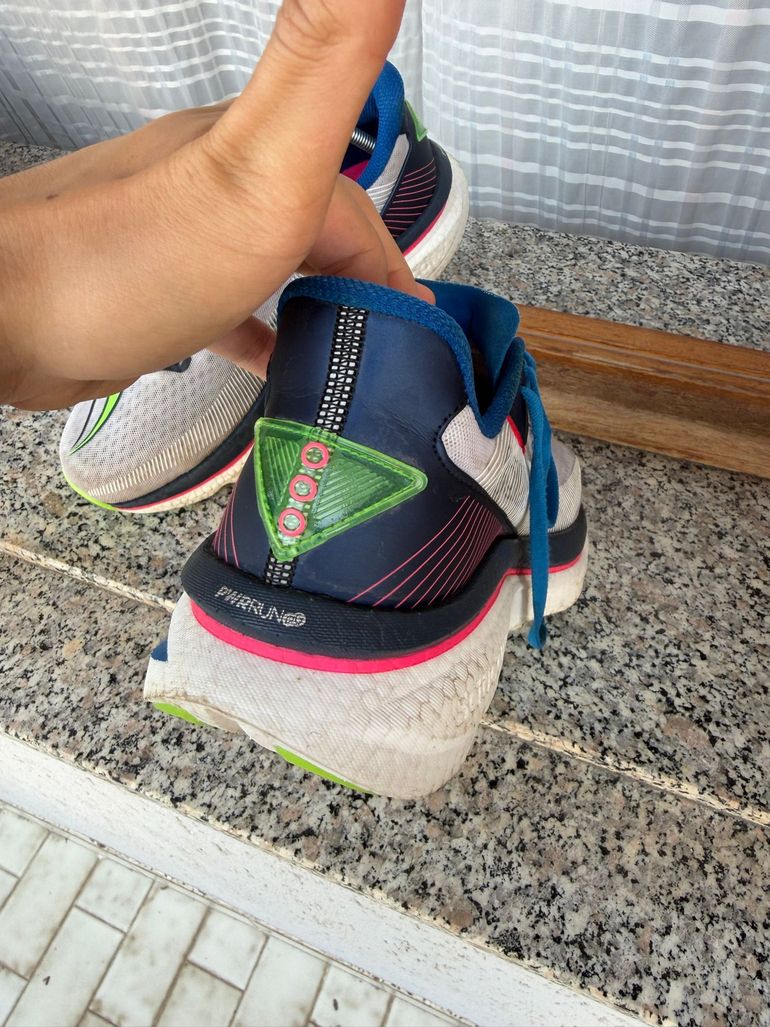 Gebrauchtes Saucony Endorphin Azura 2026 bike — Bild 4 von 6