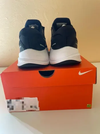 Nike Zoom Structure 24 bike d'occasion — image 3 sur 5
