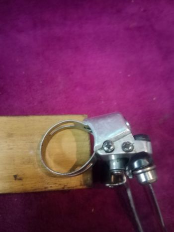 Used Deragliatore Anteriore Shimano XT FD-M735 a fascetta 31, 2 mm bike — image 6 of 7