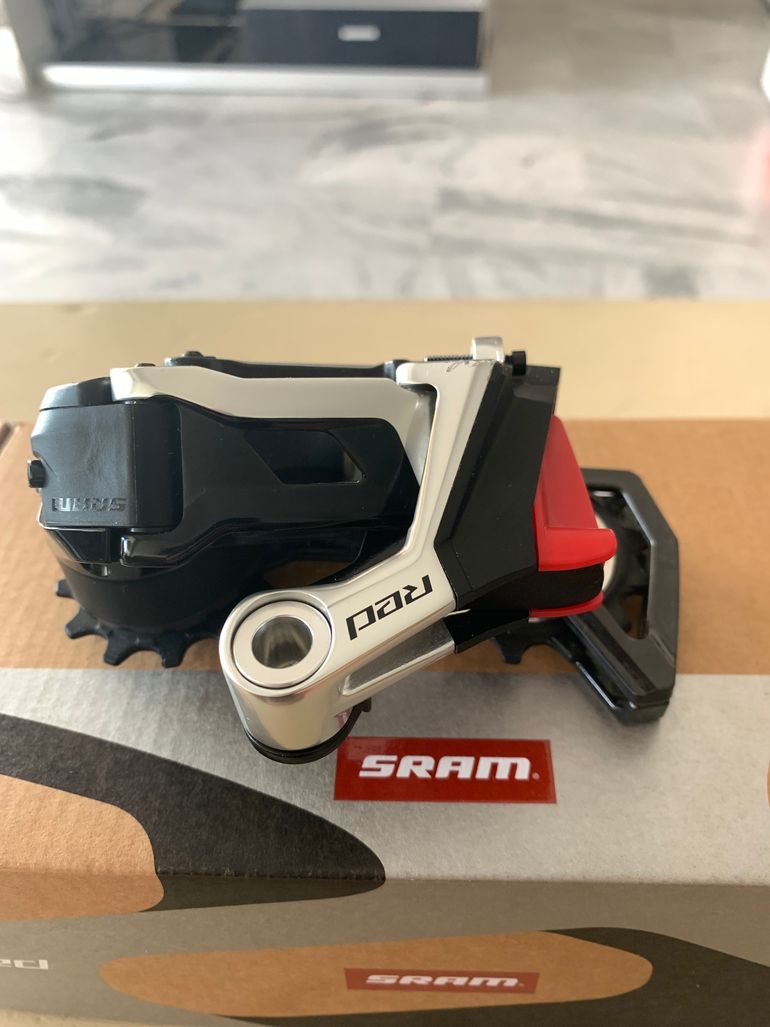sram red Derailleur AR bike d'occasion — image 3 sur 4