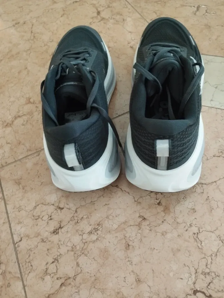 Gebrauchtes Nike ZoomX Vomero bike — Bild 5 von 5