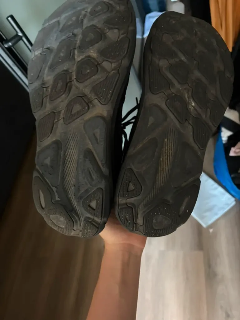 Hoka Clifton One9 bike d'occasion — image 11 sur 12