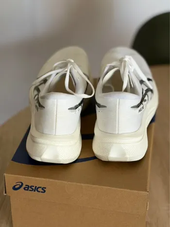 Asics Magic Speed 4 bike usato — immagine 3 di 6
