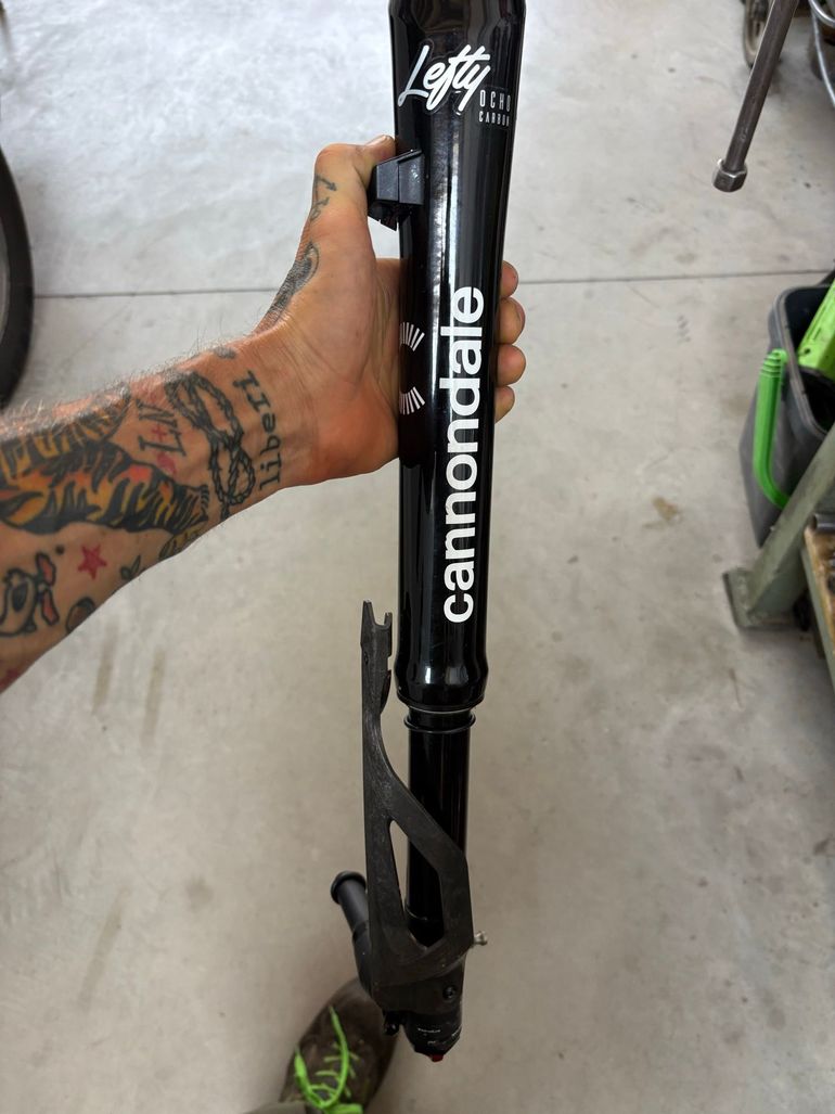 Used Cannondale Lefty Ocho Carbon 2025 bike — image 1 of 13
