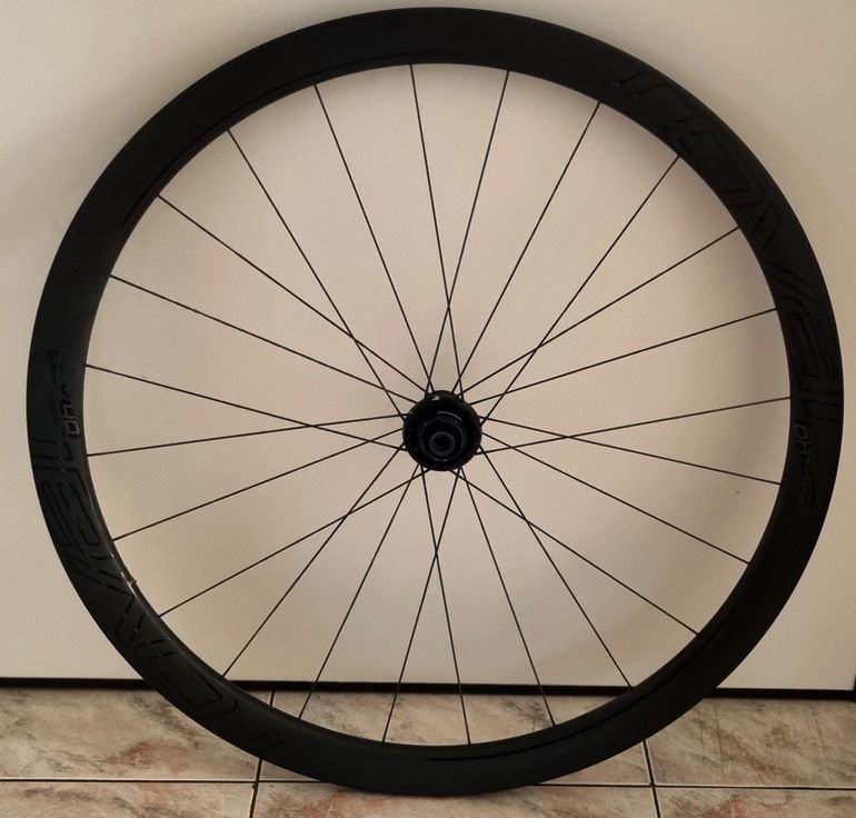Used Specialized Rapide CLX 40 Disc Wheelset bike — image 7 of 9
